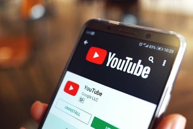 Lưu video yêu thích trên youtube bằng cách tải về điện thoại